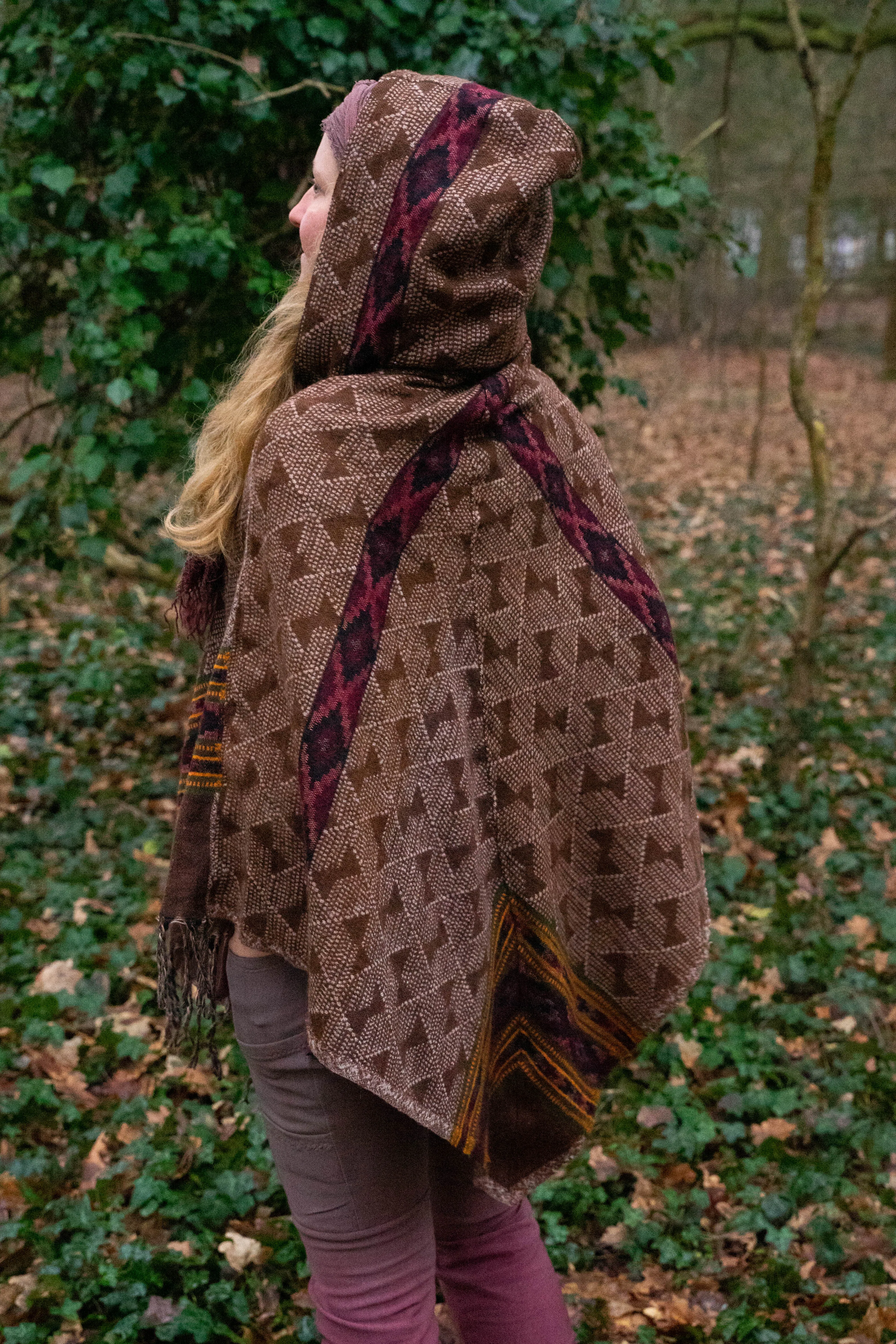 Poncho mit Taschen