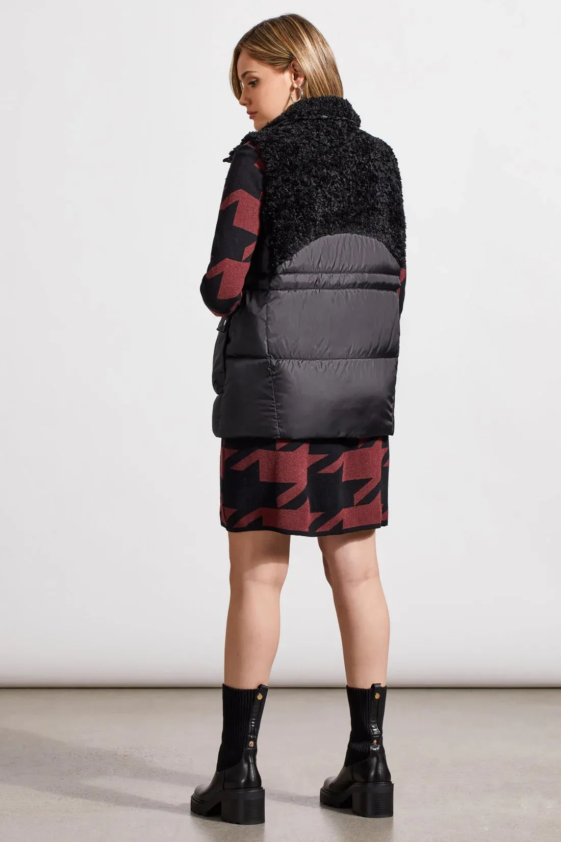 Sleeveless Sherpa Vest [Black-5561O]