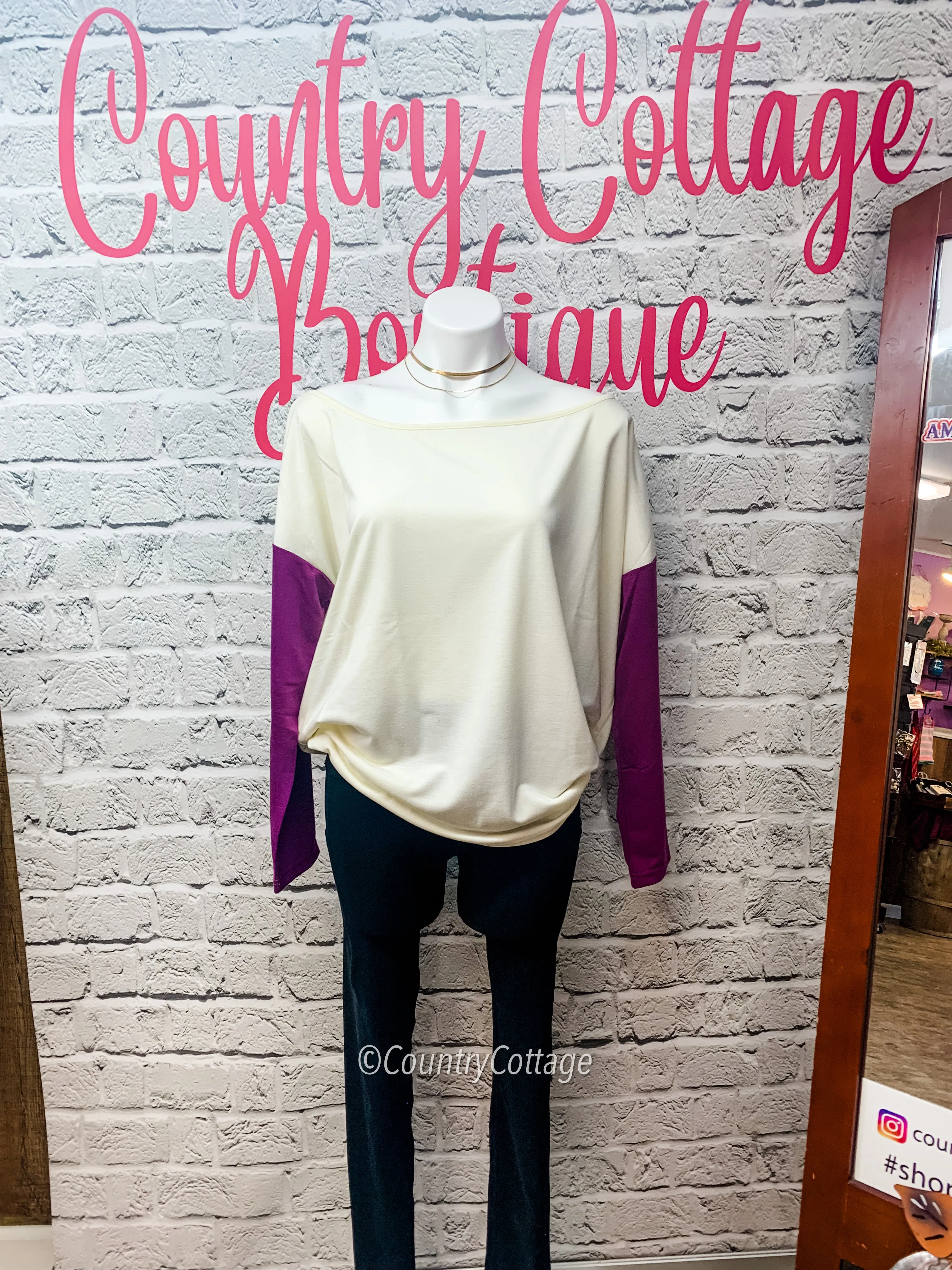 Two Tone off the Sholder Sweatshirt