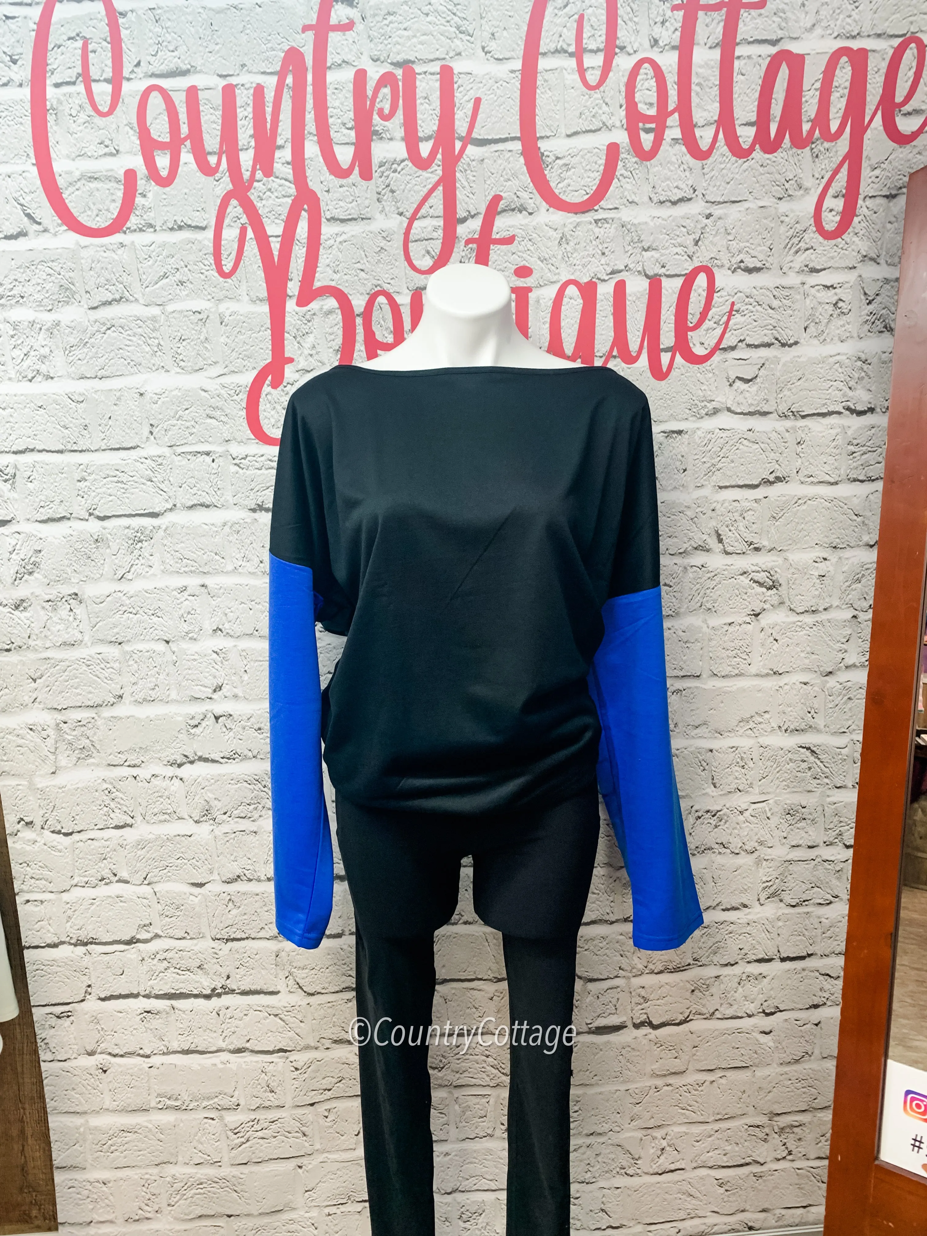Two Tone off the Sholder Sweatshirt